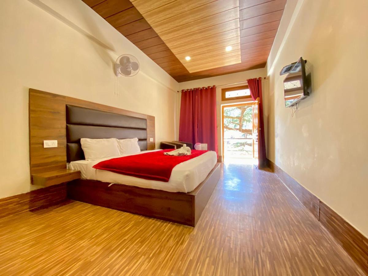 Hotel Woodland Nainital Exteriör bild